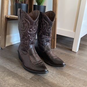 Cow Girl Boots - Womens